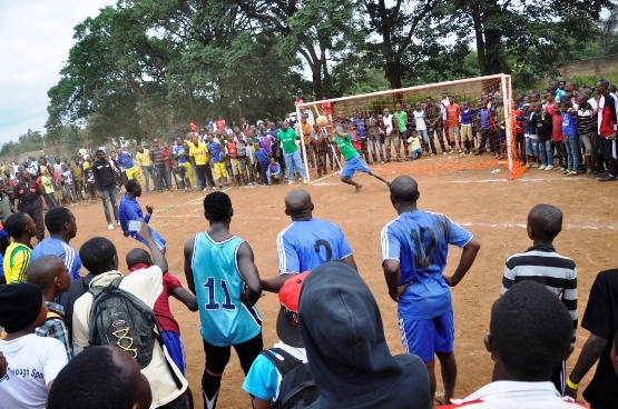 Fra en fotballkamp under EAC i Moshi, Tanzania 2015